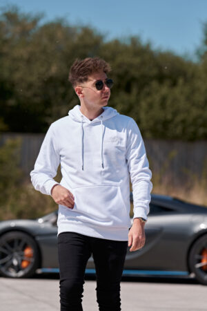 Status hoodie